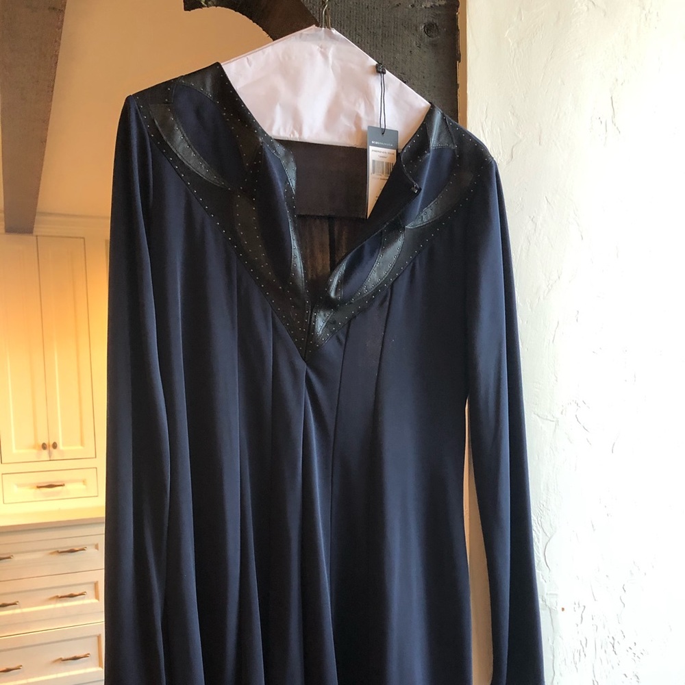 BcbG size s.   NWT navy dress